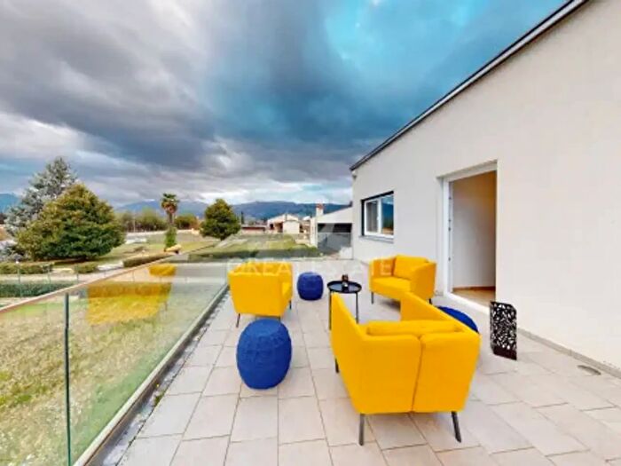 Casa con 6 locali in vendita in Via Pola, Sulmona