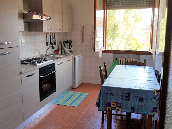 Appartamento con 5 locali in affitto in Via Pomposa, Ferrara