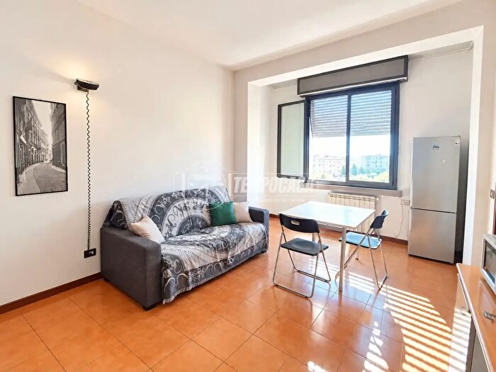 Appartamento bilocale in vendita in Via Giacinto Bruzzesi, Milano