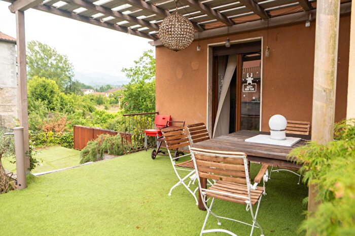 Appartamento con 5 locali in vendita in a XXV Aprile, Villafranca In Lunigiana