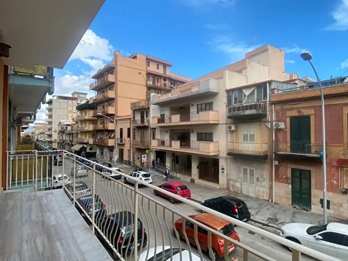 Appartamento trilocale in affitto in Corso Vittorio Emanuele, Villabate