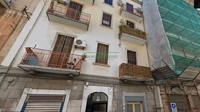 Appartamento trilocale in vendita in Bari