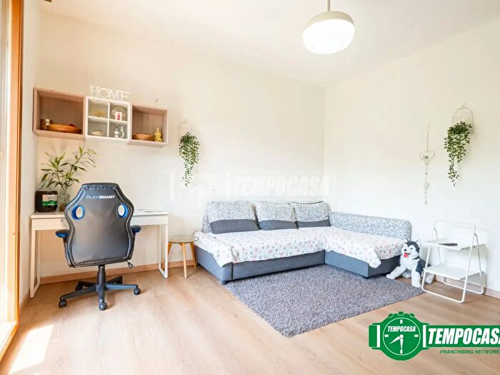 Appartamento trilocale in vendita in Via Mario Borsa, Milano