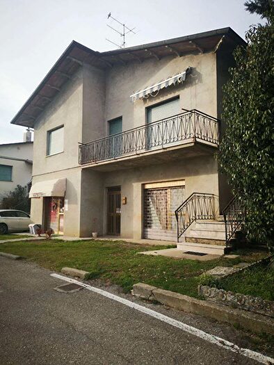 Casa quadrilocale in vendita in Celalba San Giustino Pg Italia, San Giustino