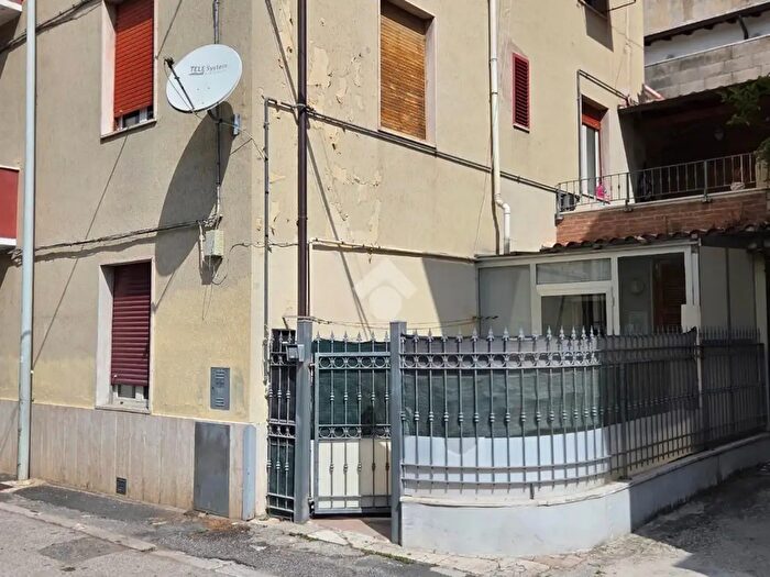 Appartamento trilocale in vendita in Via Adige, Ascoli Piceno