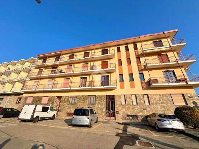 Appartamento trilocale in vendita in Via Ex Internati, Castellamonte