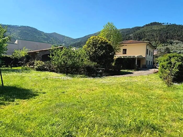 Casa con 5 locali in vendita in Capannori Lu, Capannori