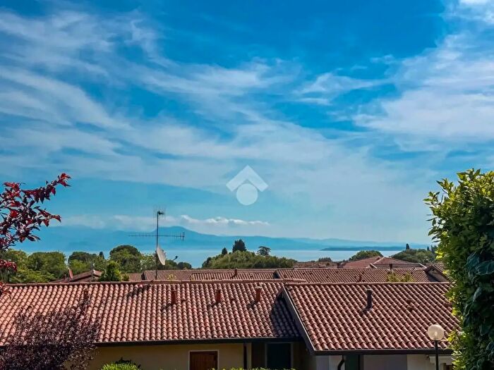 Casa bilocale in vendita in Via G Marconi, Padenghe Sul Garda