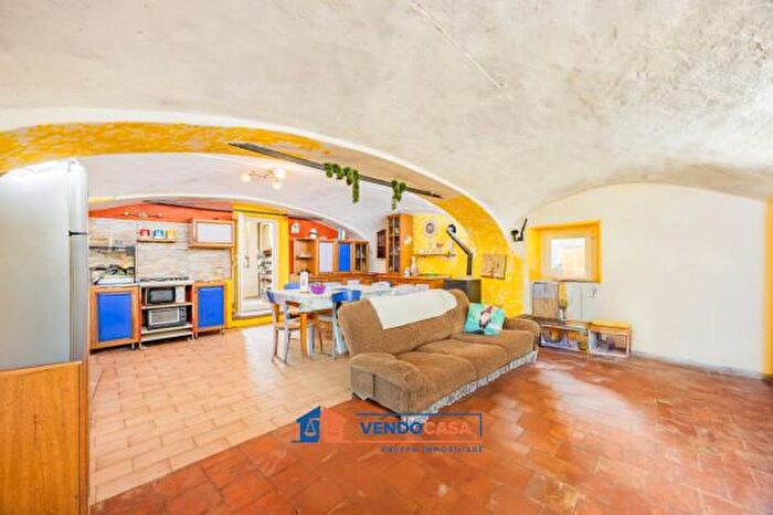 Casa con 5 locali in vendita in Via San Giovenale, Peveragno