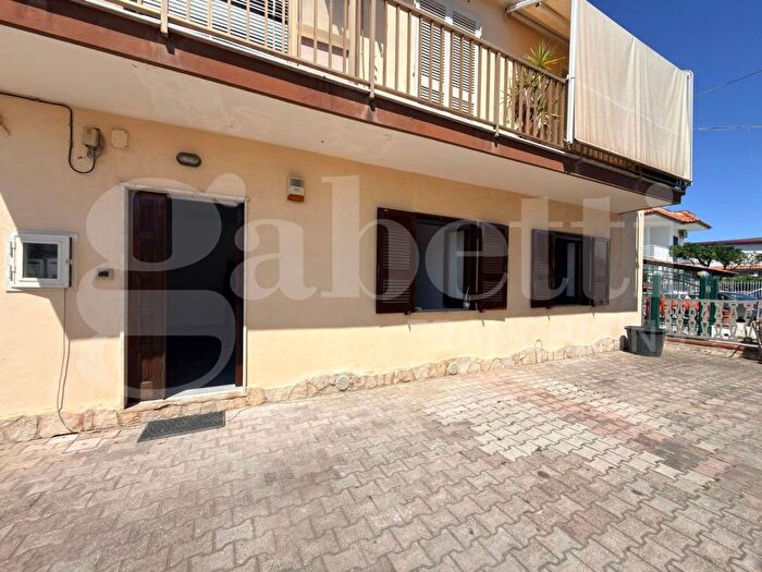 Appartamento quadrilocale in affitto in Via Cuma, Centro, Bacoli