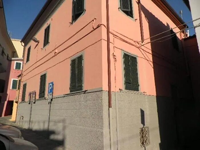 Appartamento trilocale in vendita in Riparbella