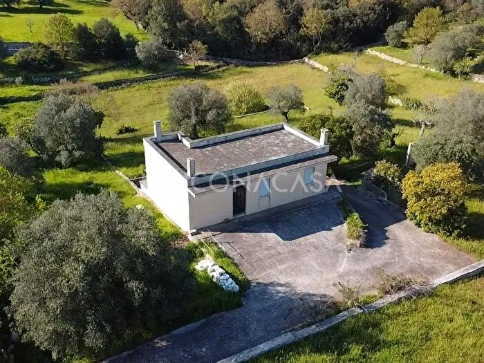 Casa trilocale in vendita in Viale Valle dItria SNC, Cisternino