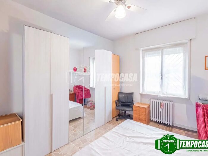 Appartamento trilocale in vendita in Viale Lombardia, Cologno Monzese