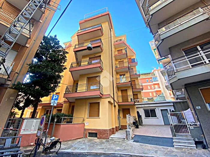 Appartamento bilocale in affitto in Via Leonardo da Vinci, Alassio