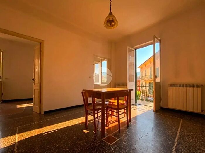 Appartamento quadrilocale in vendita in Via Roma, Uscio