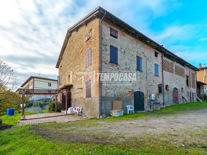Casa con 5 locali in vendita in Maranello