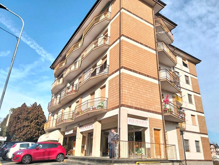 Appartamento quadrilocale in vendita in Via Roma, Molare