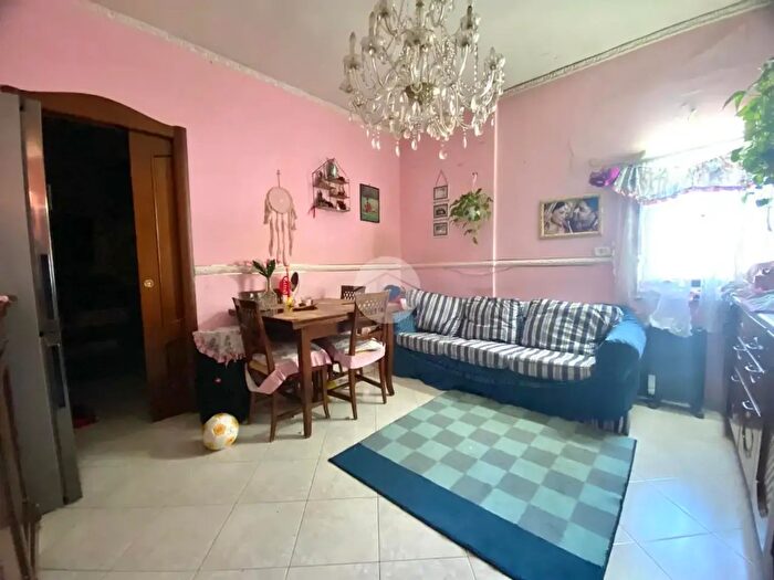 Appartamento bilocale in vendita in Vico Vincenzo Valente, Napoli