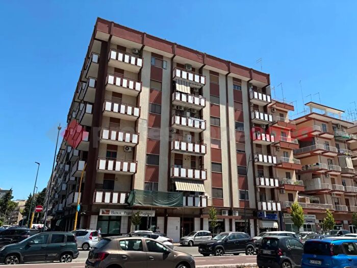Appartamento con 5 locali in vendita in Via Dante, Taranto