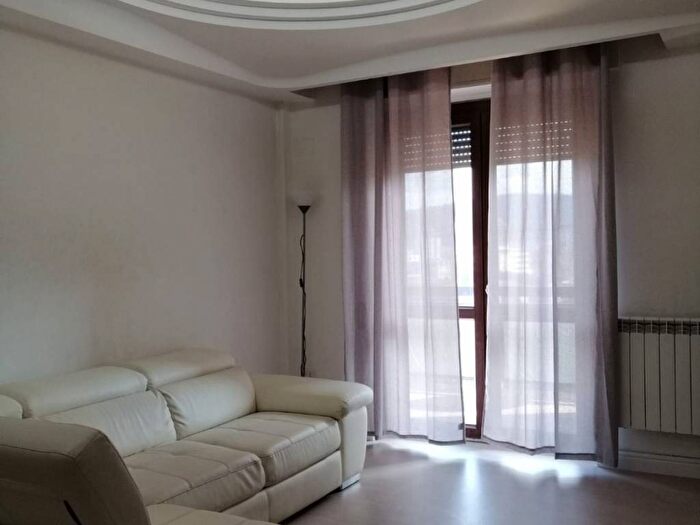 Appartamento quadrilocale in affitto in Viale Aleardo Aleardi, Centro, Terni