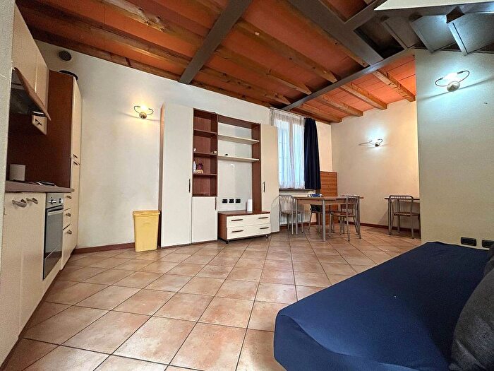 Appartamento trilocale in affitto in Borgo Santo Spirito, Parco Ducale Oltretorrente, Parma