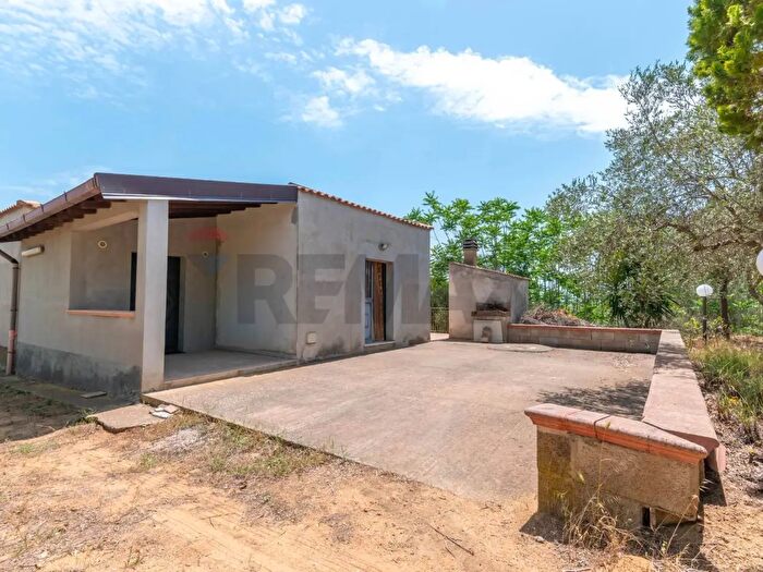 Casa bilocale in vendita in Contrada Portella Quadra, Caltagirone