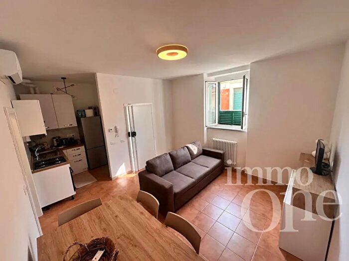 Appartamento trilocale in affitto in Via del Pastore, Livorno