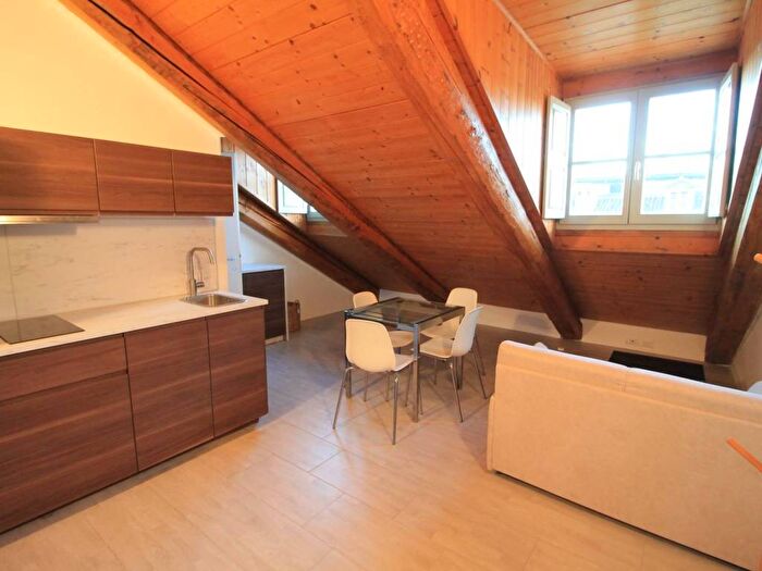 Casa bilocale in affitto in Piazza Vittorio Veneto, Via della Rocca, Torino