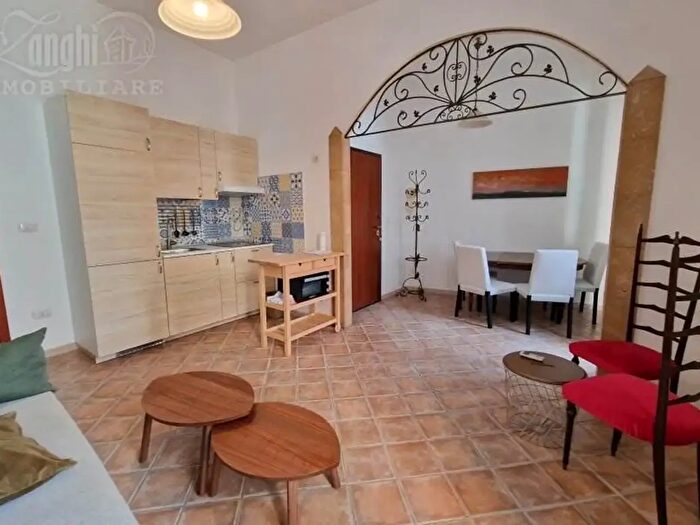 Appartamento trilocale in vendita in Siracusa