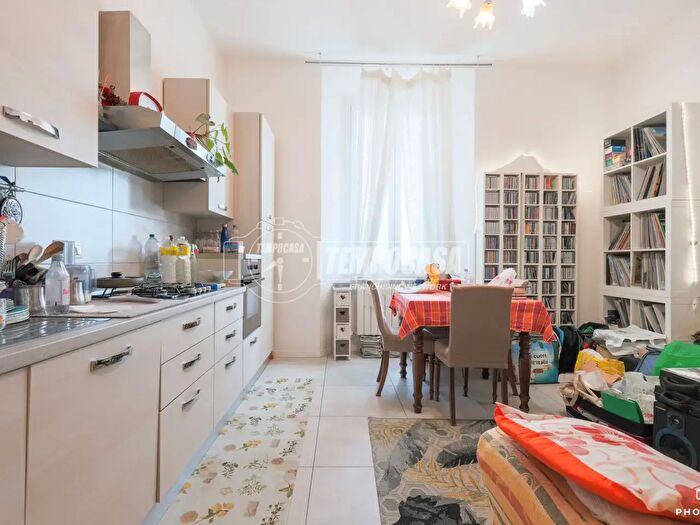 Appartamento trilocale in vendita in Via Marco Celio, Bologna