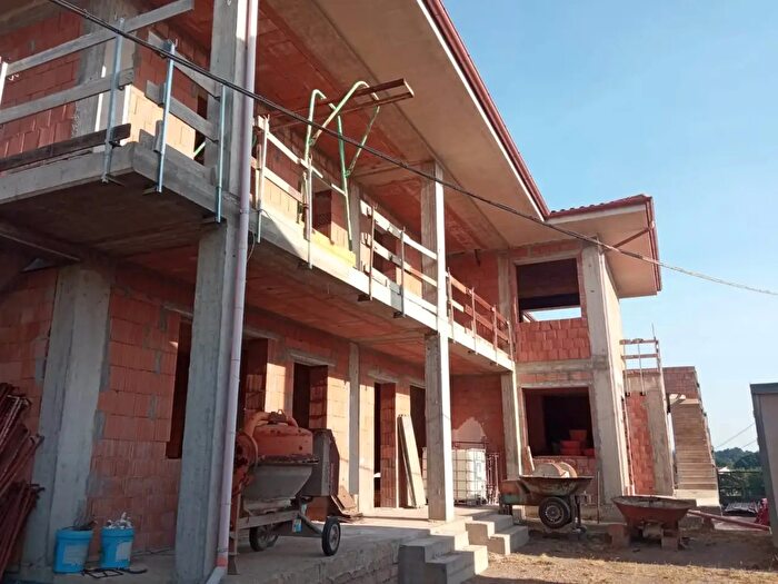 Appartamento con 6 locali in vendita in Vetralla