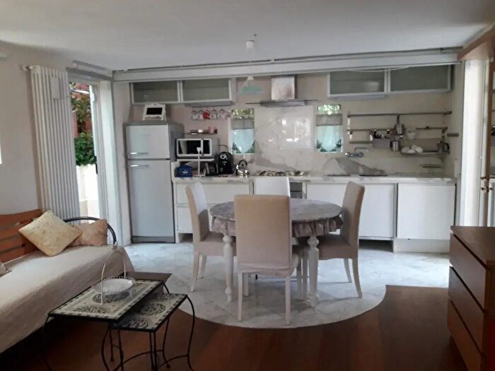 Casa trilocale in affitto in Via degli Olmi, Pietrasanta