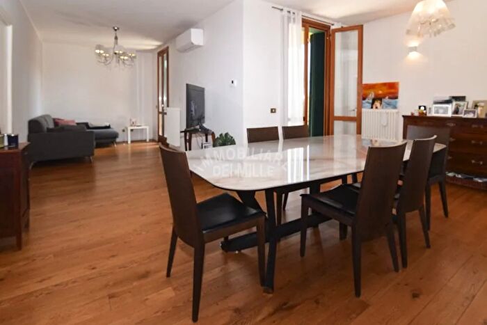 Casa trilocale in vendita in Reggio Emilia