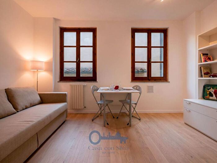 Appartamento bilocale in affitto in Via dei Palchetti, Piazza della Repubblica, Firenze