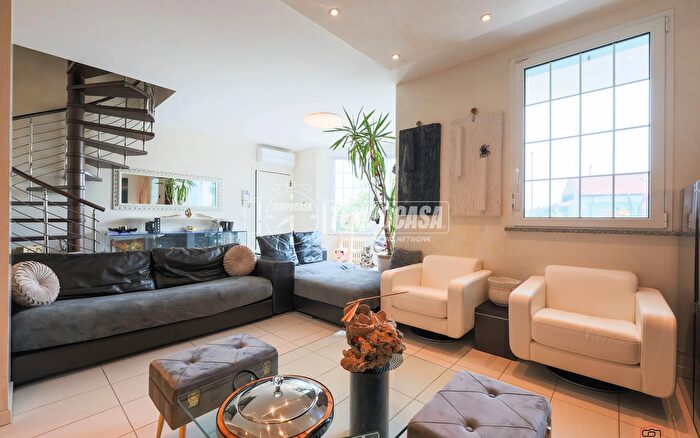 Appartamento quadrilocale in vendita in Via Pozzo Castello, Misano Adriatico