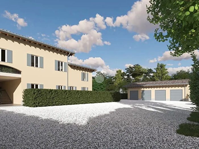 Appartamento quadrilocale in vendita in Via del Fabbro, Correggio