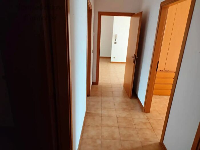 Appartamento con 5 locali in affitto in Via Liberazione, Monteprandone