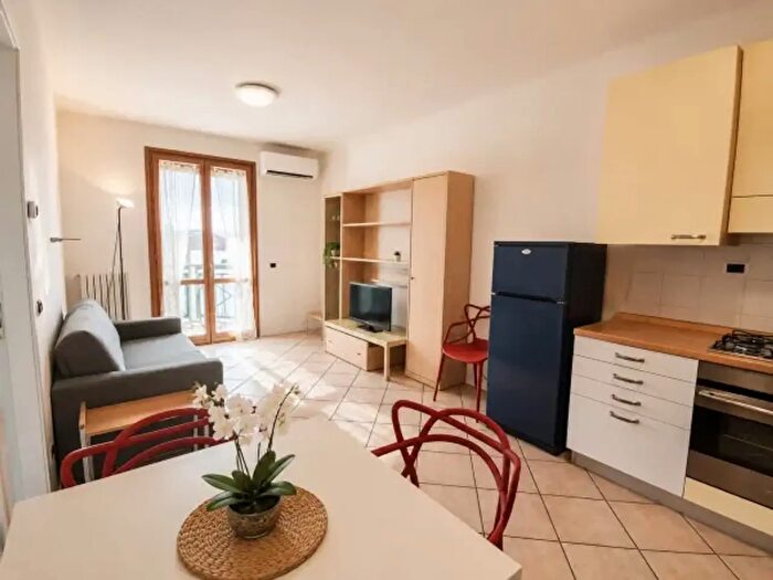 Appartamento bilocale in affitto in Viale Agamennone Vecchi, Ravenna