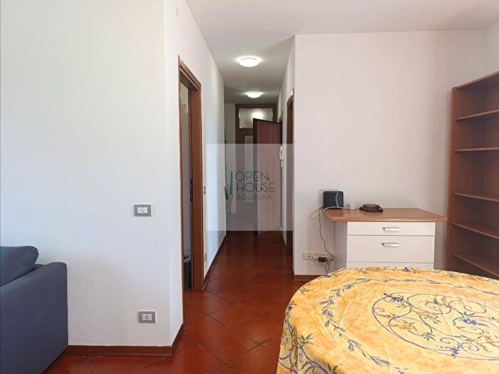 Appartamento con 5 locali in affitto in Via Andrea da Formigine Bologna, Corticella, Bologna
