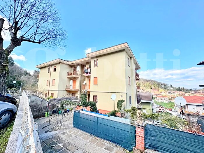 Appartamento con 5 locali in vendita in Via Roccamassima, Segni