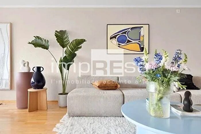 Appartamento con 7 locali in vendita in Montebelluna