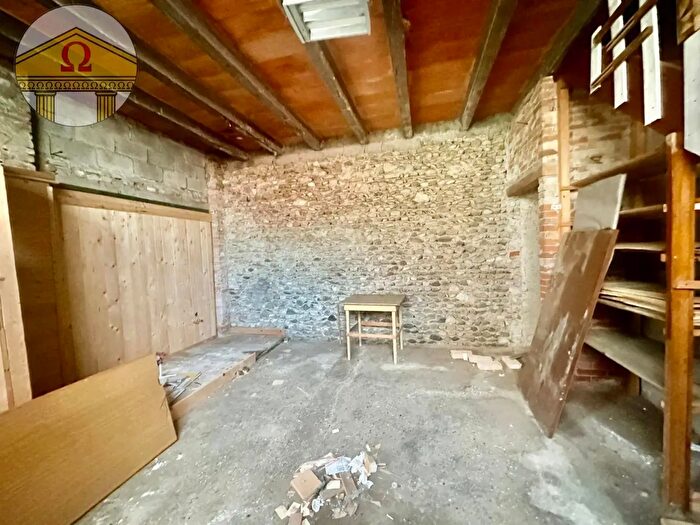 Casa quadrilocale in vendita in Giavera Del Montello