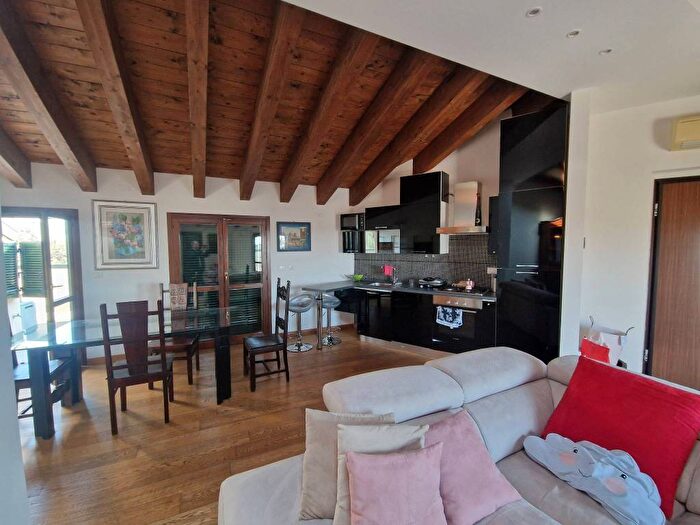 Casa bilocale in affitto in Viale Camillo Campari, San Giovannino Pompieri, Pavia