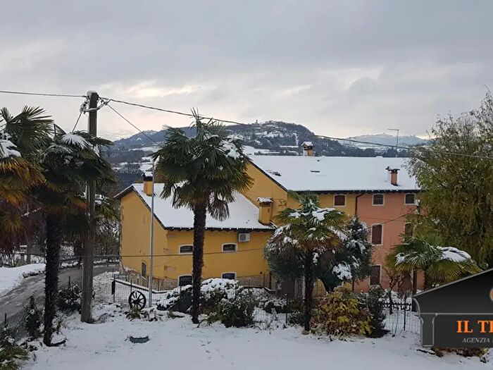 Casa con 7 locali in vendita in Via Canove, Sovizzo