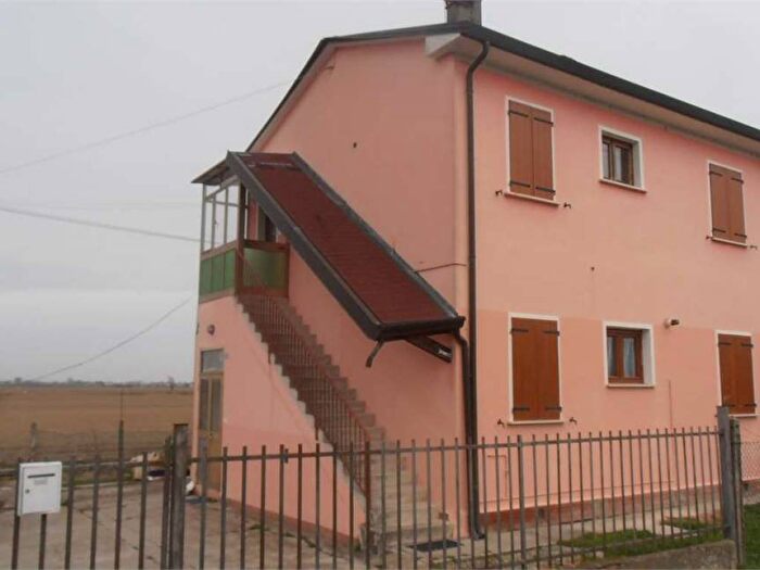 Appartamento trilocale in affitto in Pincara