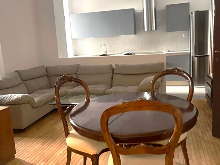 Appartamento trilocale in affitto in Via Nomentana, Trieste Coppedè, Roma