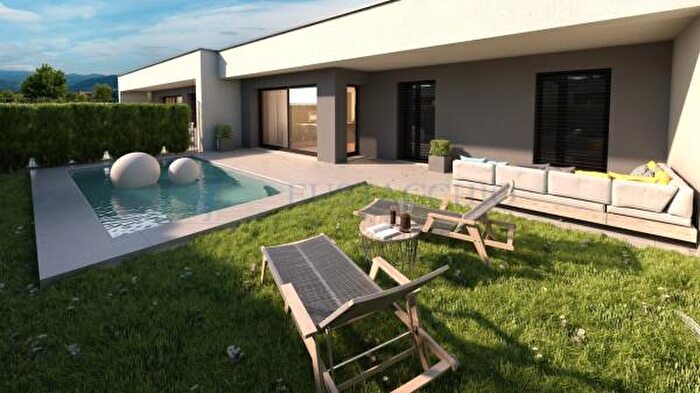 Casa quadrilocale in vendita in Via dei Senteruoli, Treviolo