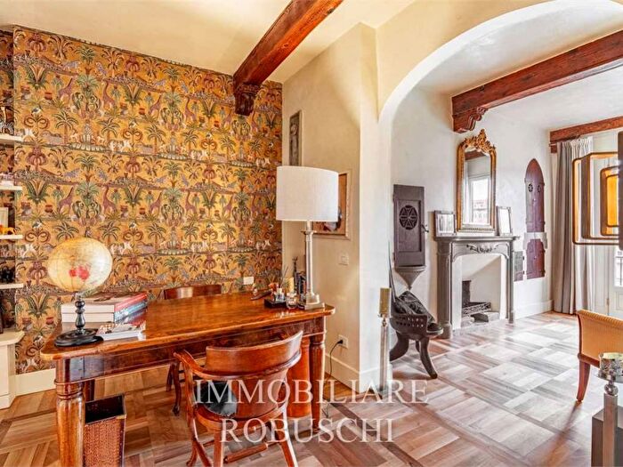 Appartamento quadrilocale in affitto in lungarno, Ponte Vecchio Pitti, Firenze