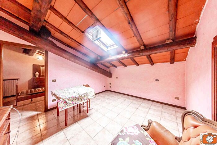 Appartamento bilocale in vendita in Via Cremonese, Parma