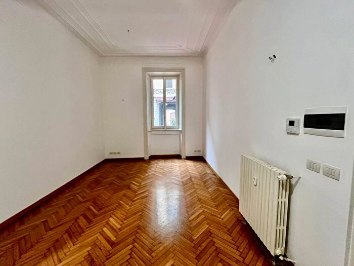 Appartamento bilocale in affitto in via Zenale, San Vittore, Milano